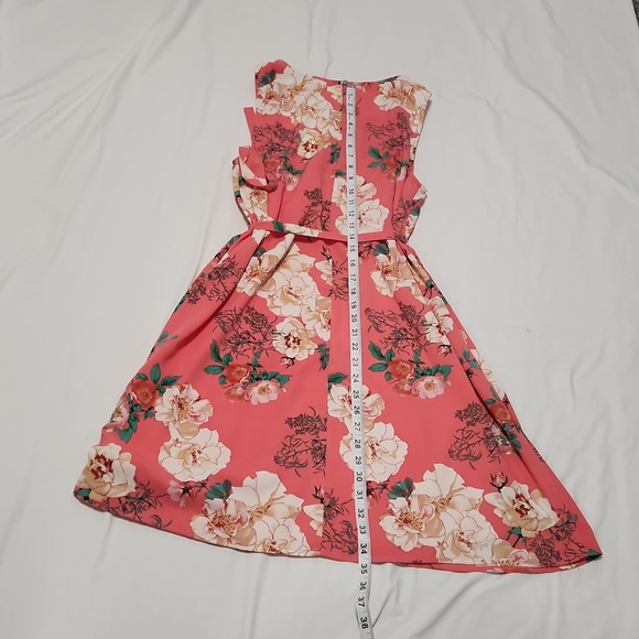 Women's Staccato Dress Pink Floral Medium - Picture 8 of 9